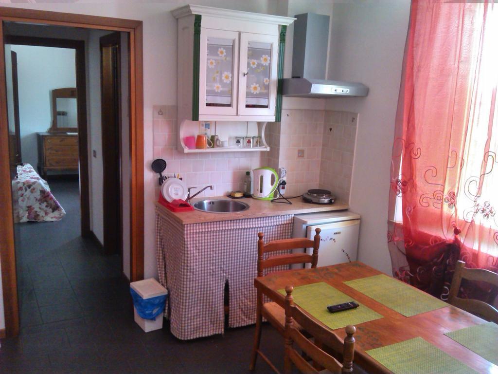 ฮอลิเดย์ มัตเตออตติ Apartment มอนเตกาตินี แตร์เม ภายนอก รูปภาพ