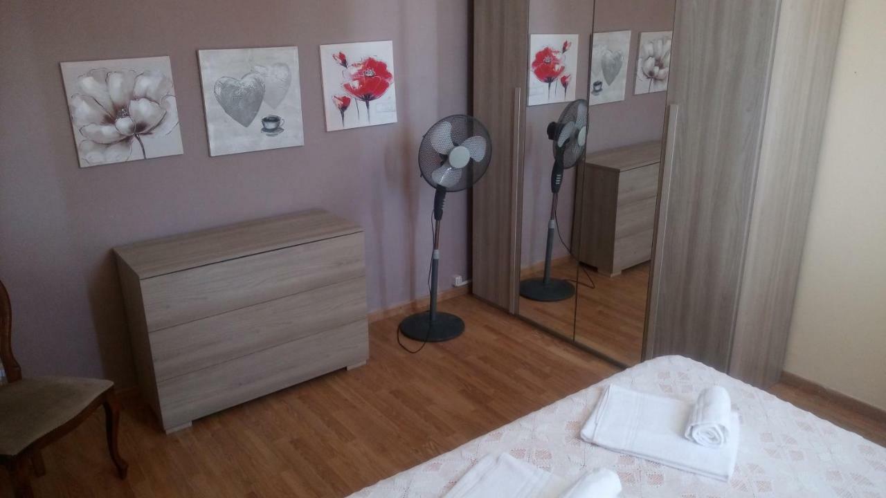 ฮอลิเดย์ มัตเตออตติ Apartment มอนเตกาตินี แตร์เม ห้อง รูปภาพ